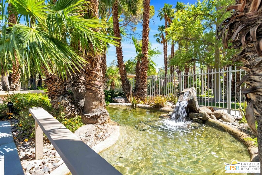 360 Cabrillo Road, Unit 220 Palm Springs, CA 92262 - Photo 38 of 57