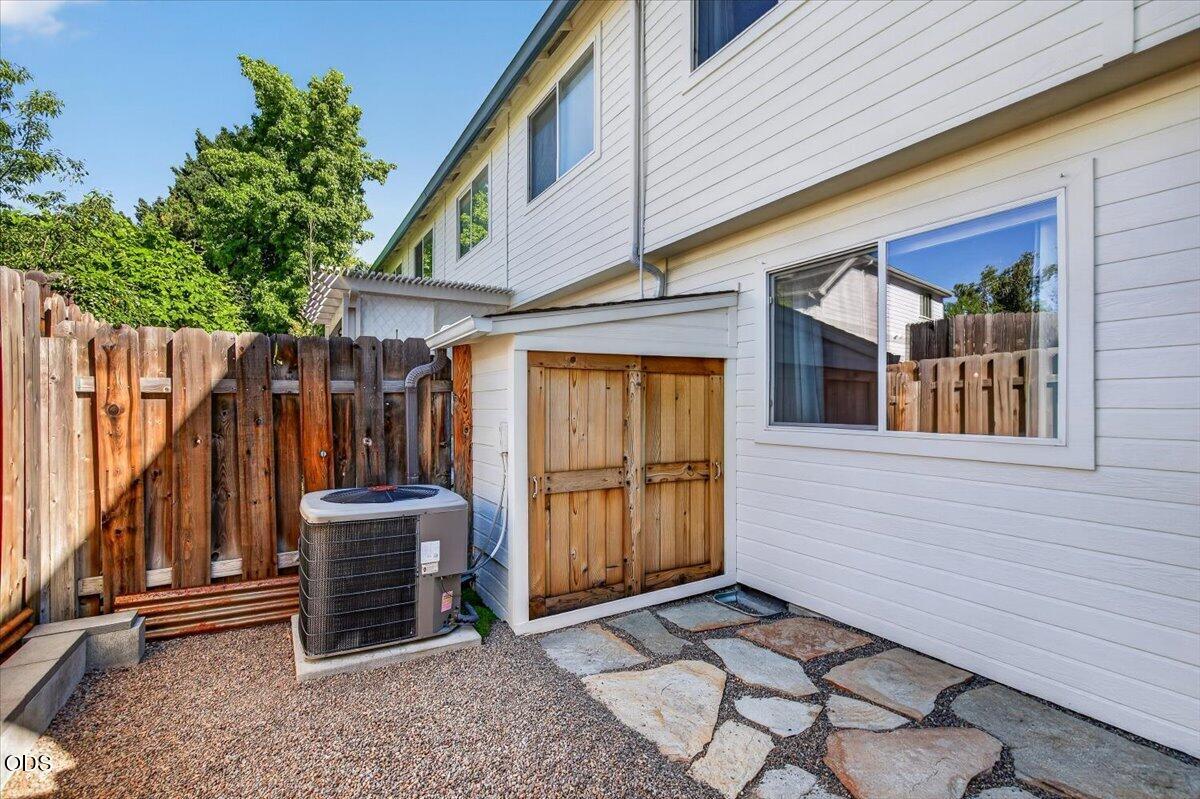 461 Tulipan Way Talent, OR 97540 - Photo 22 of 24
