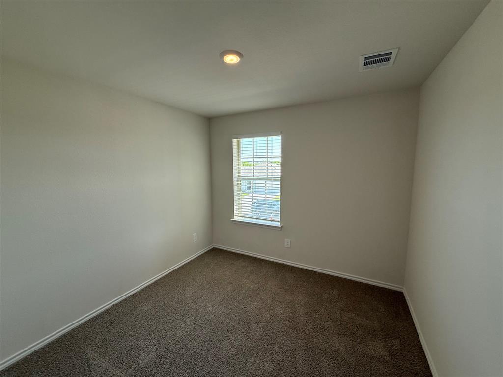 701 Sunlight Loop Princeton, TX 75407 - Photo 15 of 23