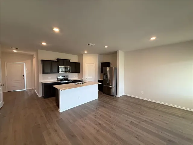 $1,999 | 701 Sunlight Loop, Princeton, TX 75407