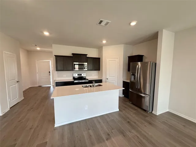 $1,999 | 701 Sunlight Loop, Princeton, TX 75407