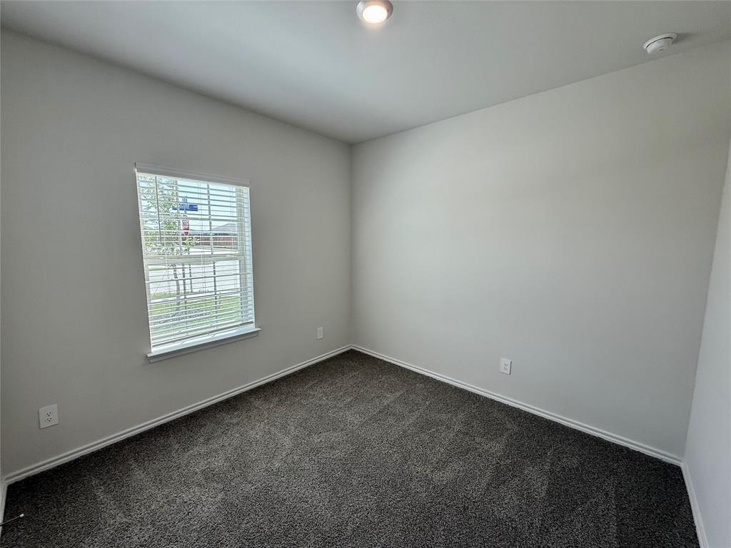 701 Sunlight Loop Princeton, TX 75407 - Photo 8 of 23