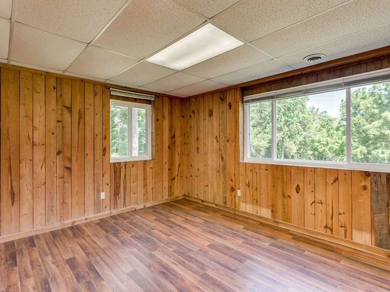 455 Grassland Road Campobello, SC 29322 - Photo 20 of 36