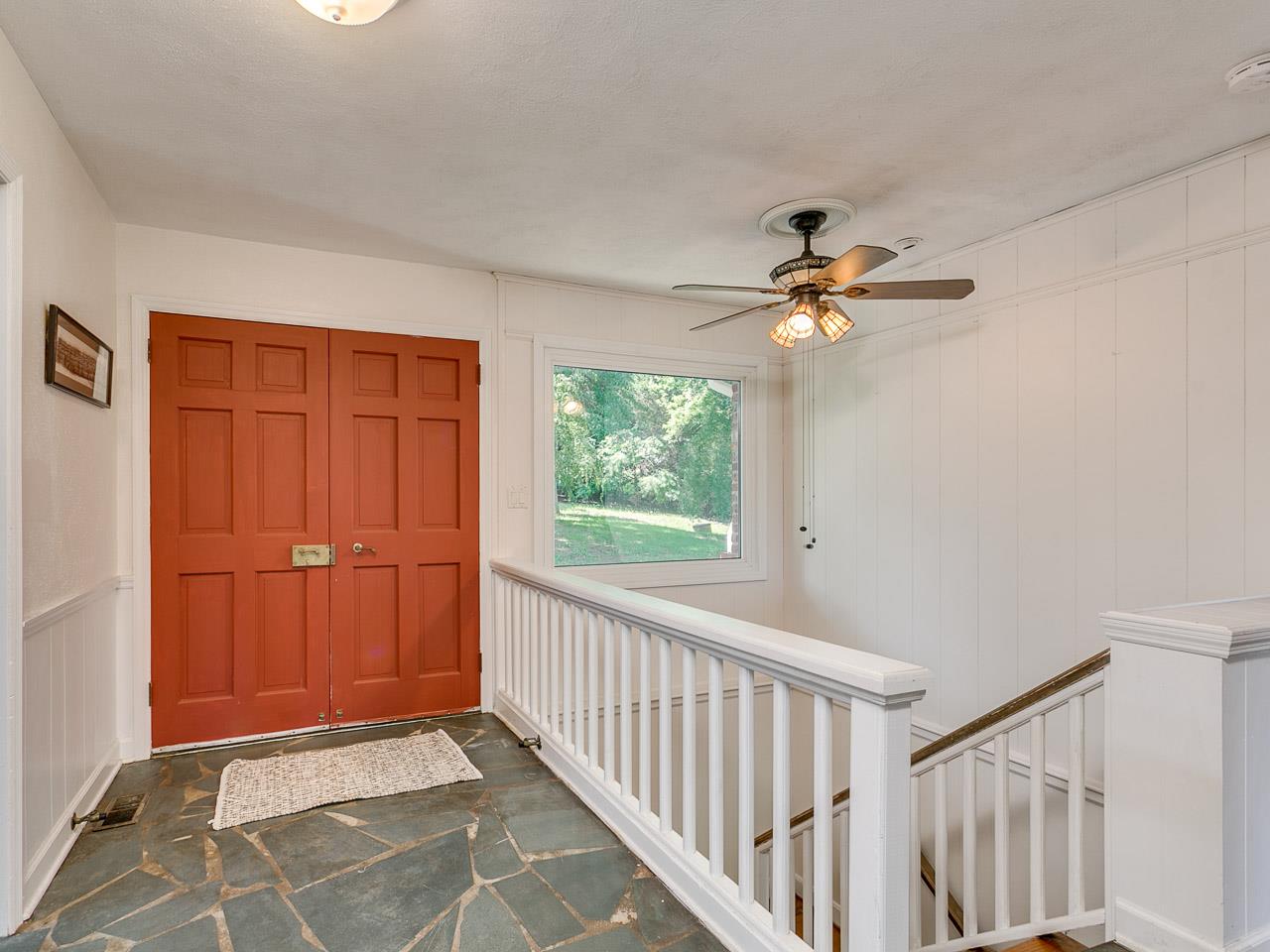 455 Grassland Road Campobello, SC 29322 - Photo 4 of 36