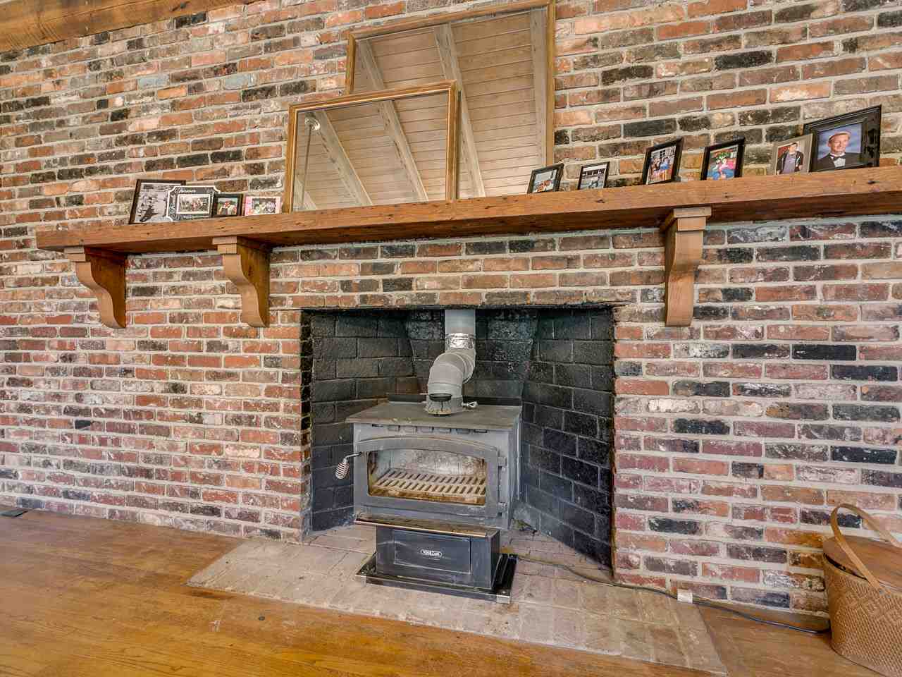455 Grassland Road Campobello, SC 29322 - Photo 7 of 36