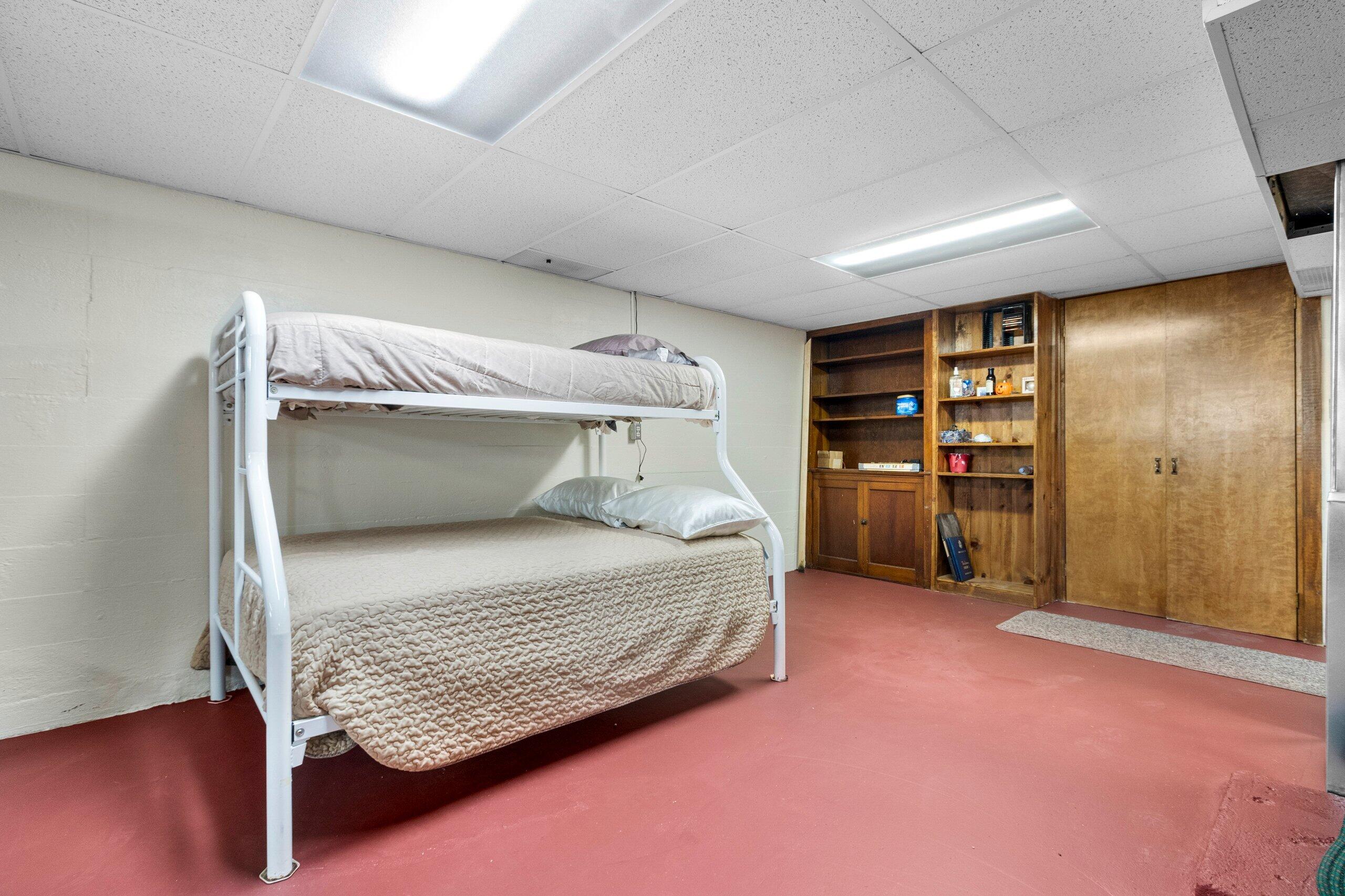 W7478 County Road 358 Daggett, MI 49821 - Photo 26 of 70 Lower Guest Area