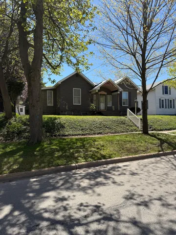 $230,000 | 479 4th Street, Manistee, MI 49660