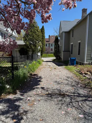 $230,000 | 479 4th Street, Manistee, MI 49660