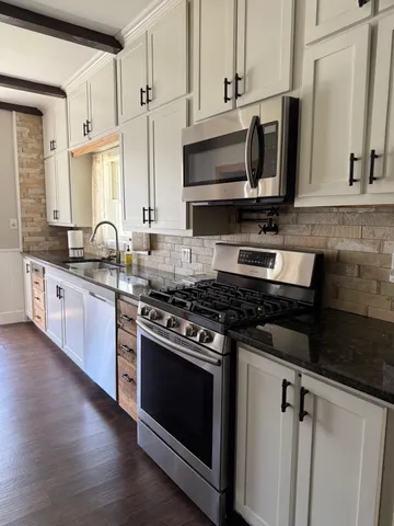 $230,000 | 479 4th Street, Manistee, MI 49660