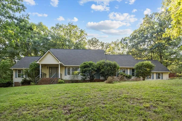 $365,000 | 118 Dylark Drive, Waverly, TN 37185