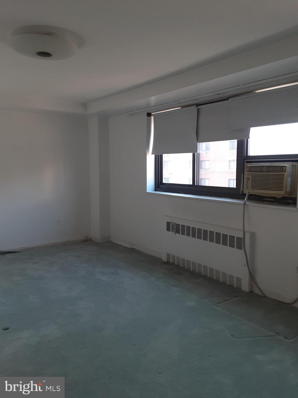 90 Prospect Avenue, Unit 4B Hackensack, NJ 07601 - Photo 22 of 29 19'6" x 14' Bedroom