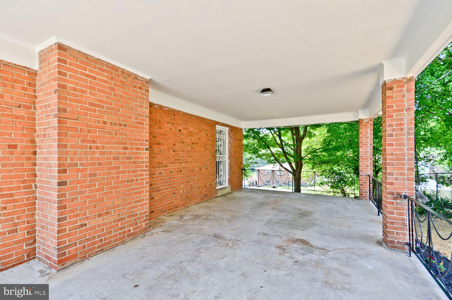 8107 Daniel Drive District Heights, MD 20747 - Photo 13 of 37