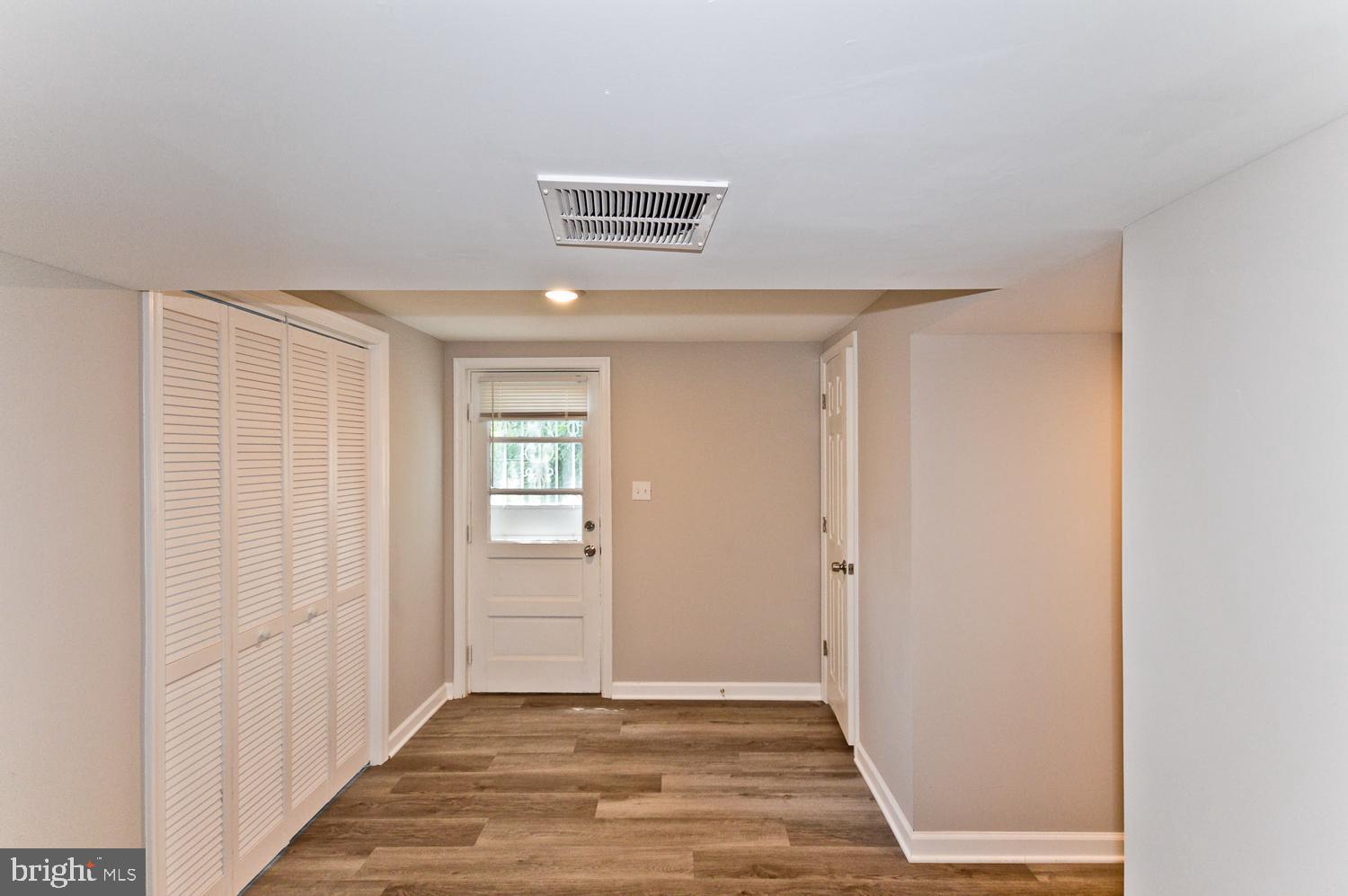 8107 Daniel Drive District Heights, MD 20747 - Photo 29 of 37