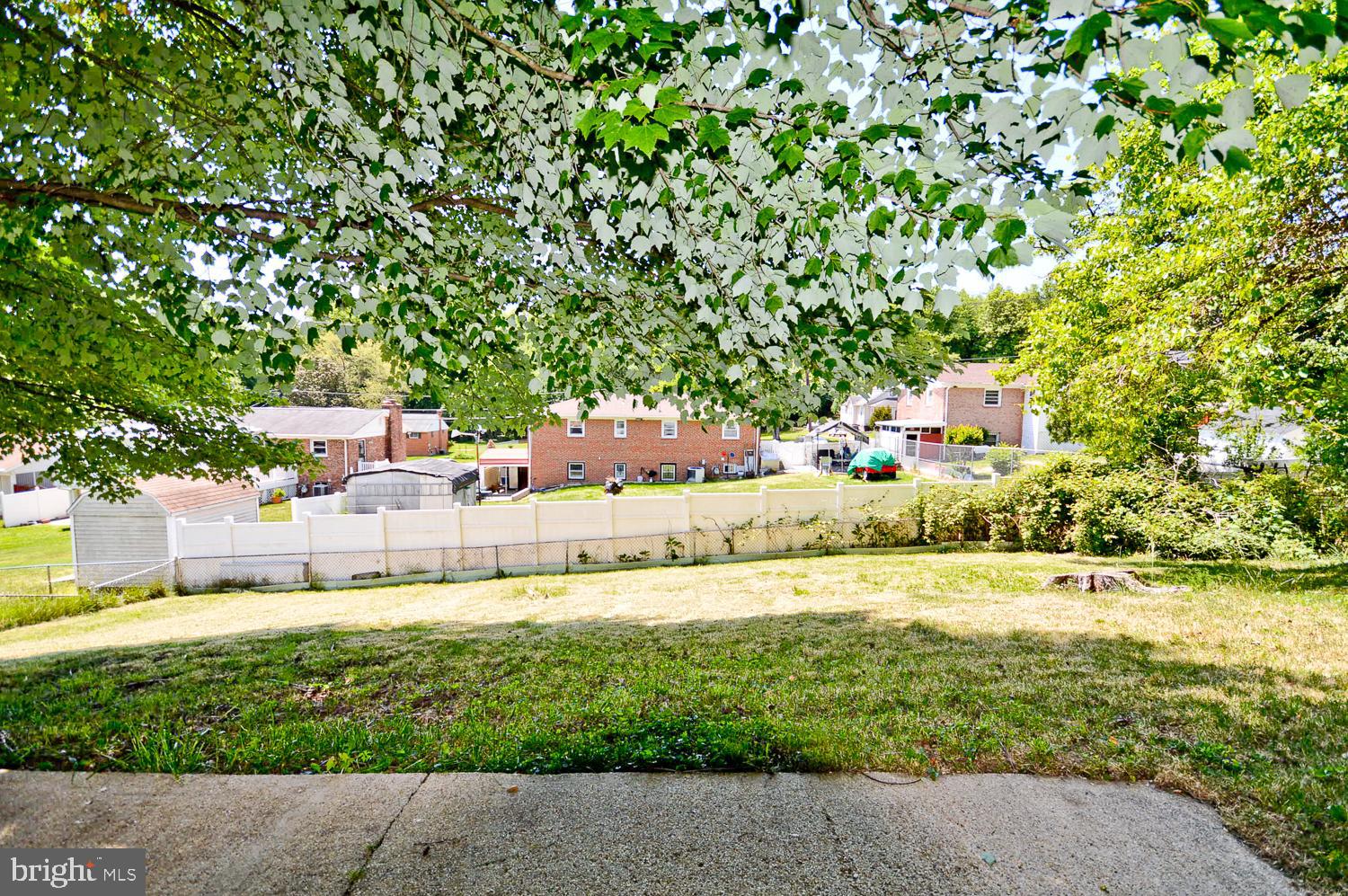 8107 Daniel Drive District Heights, MD 20747 - Photo 35 of 37