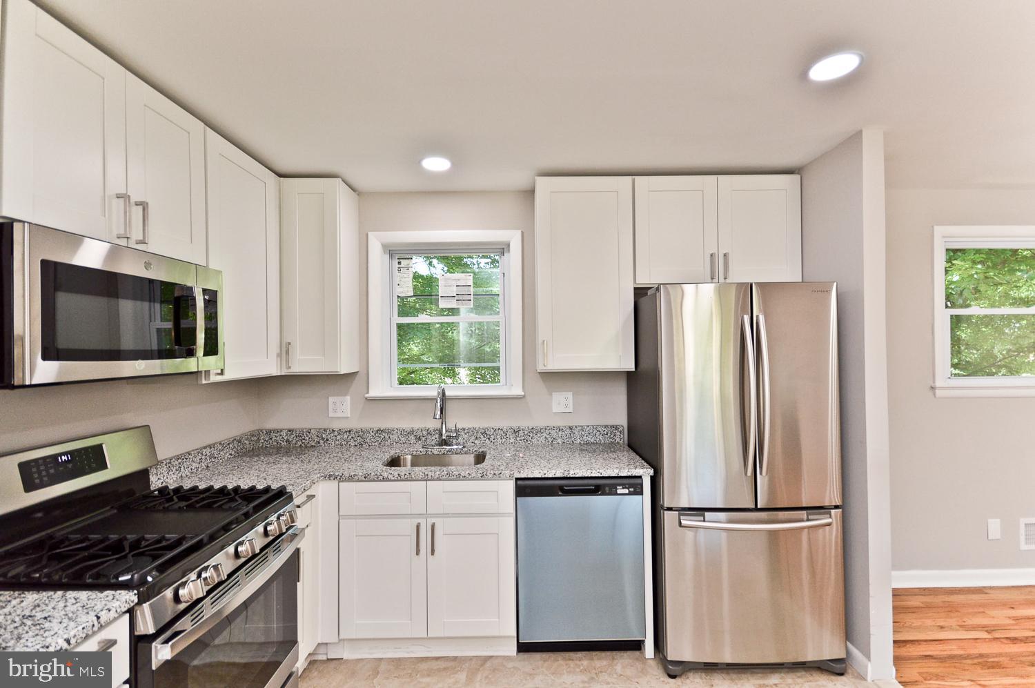 8107 Daniel Drive District Heights, MD 20747 - Photo 6 of 37