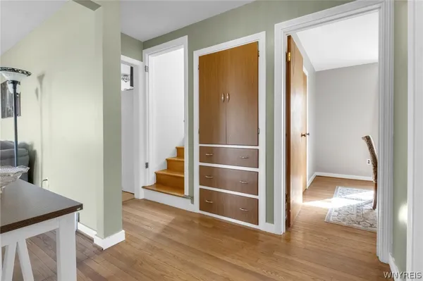 $225,000 | 9471 York Road, Le Roy, NY 14482