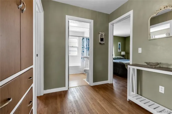 $225,000 | 9471 York Road, Le Roy, NY 14482