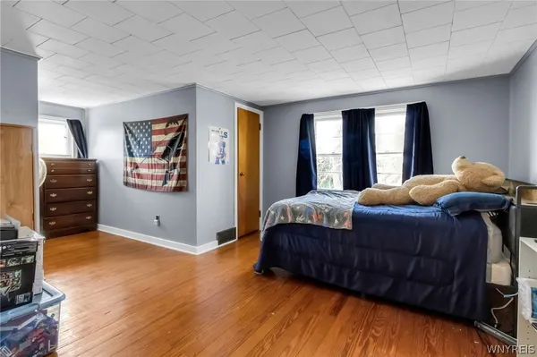 $225,000 | 9471 York Road, Le Roy, NY 14482