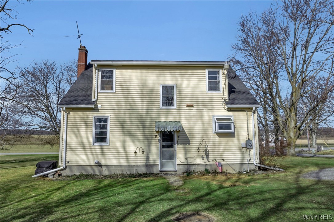 9471 York Road Le Roy, NY 14482 - Photo 4 of 36