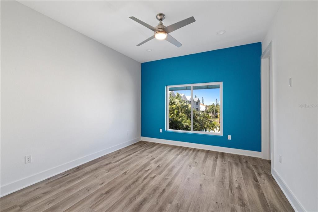 15405 Gulf Boulevard, Unit B2 Madeira Beach, FL 33708 - Photo 20 of 49