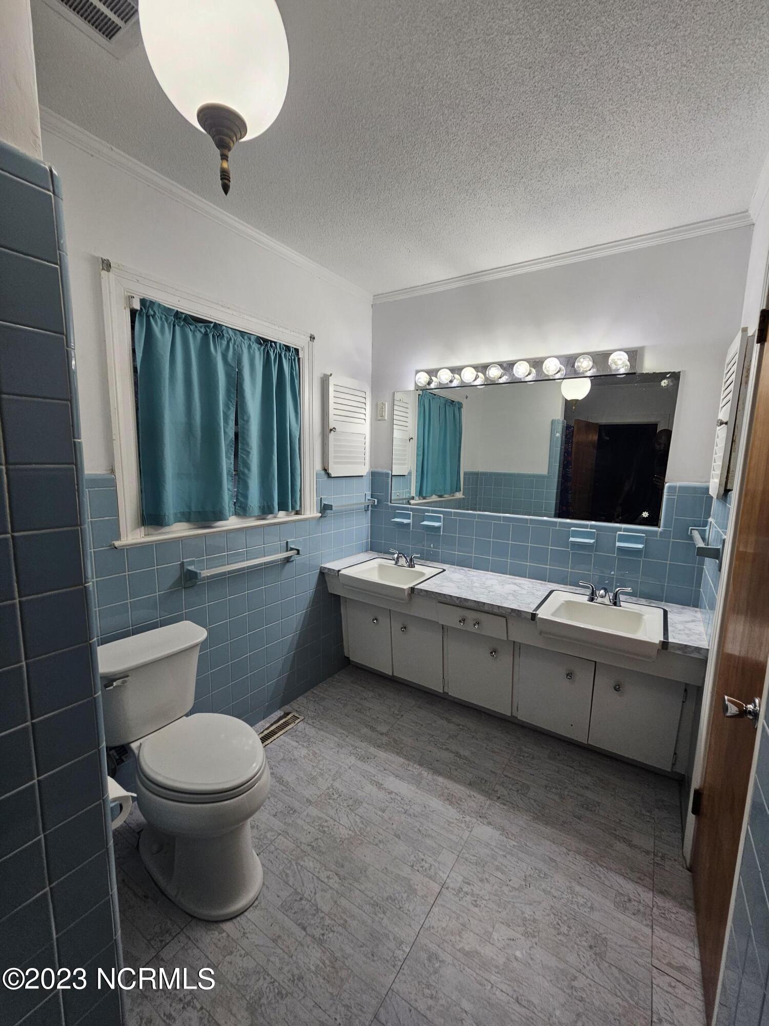 1503 Hardee Road Kinston, NC 28504 - Photo 7 of 33 20230705_193735