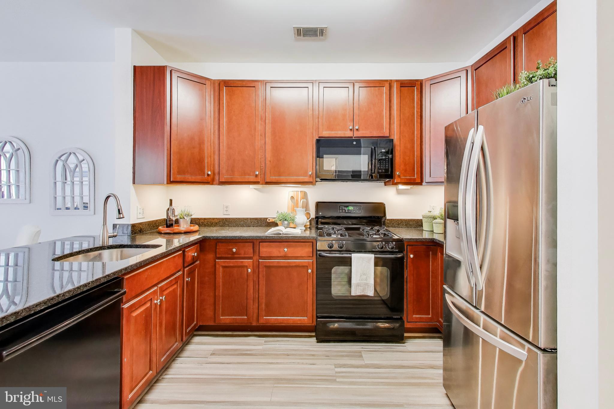 8045 Newell Street, Unit 121 Silver Spring, MD 20910 - Photo 9 of 31