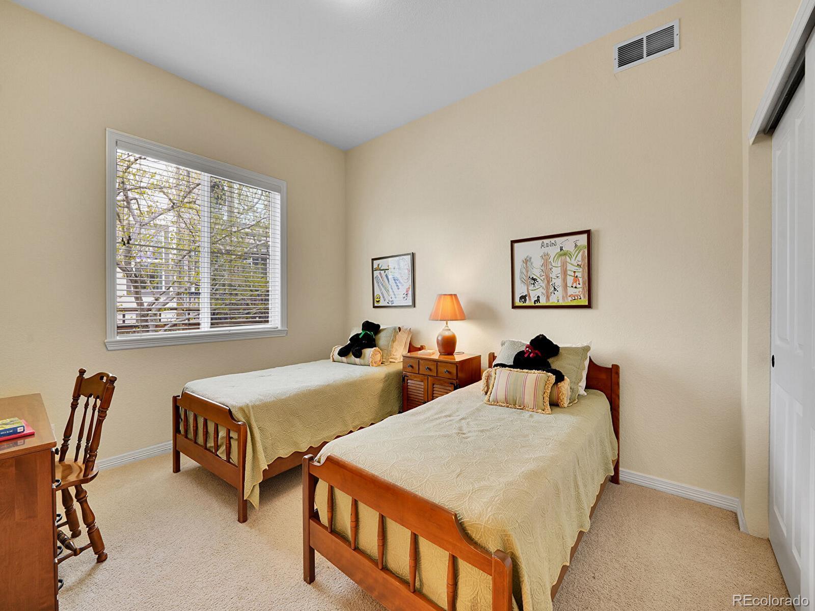 2571 Hunters Place Highlands Ranch, CO 80129 - Photo 27 of 50 Gallery Image 27