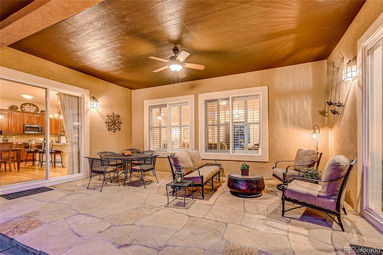 2571 Hunters Place Highlands Ranch, CO 80129 - Photo 3 of 50 Gallery Image 3
