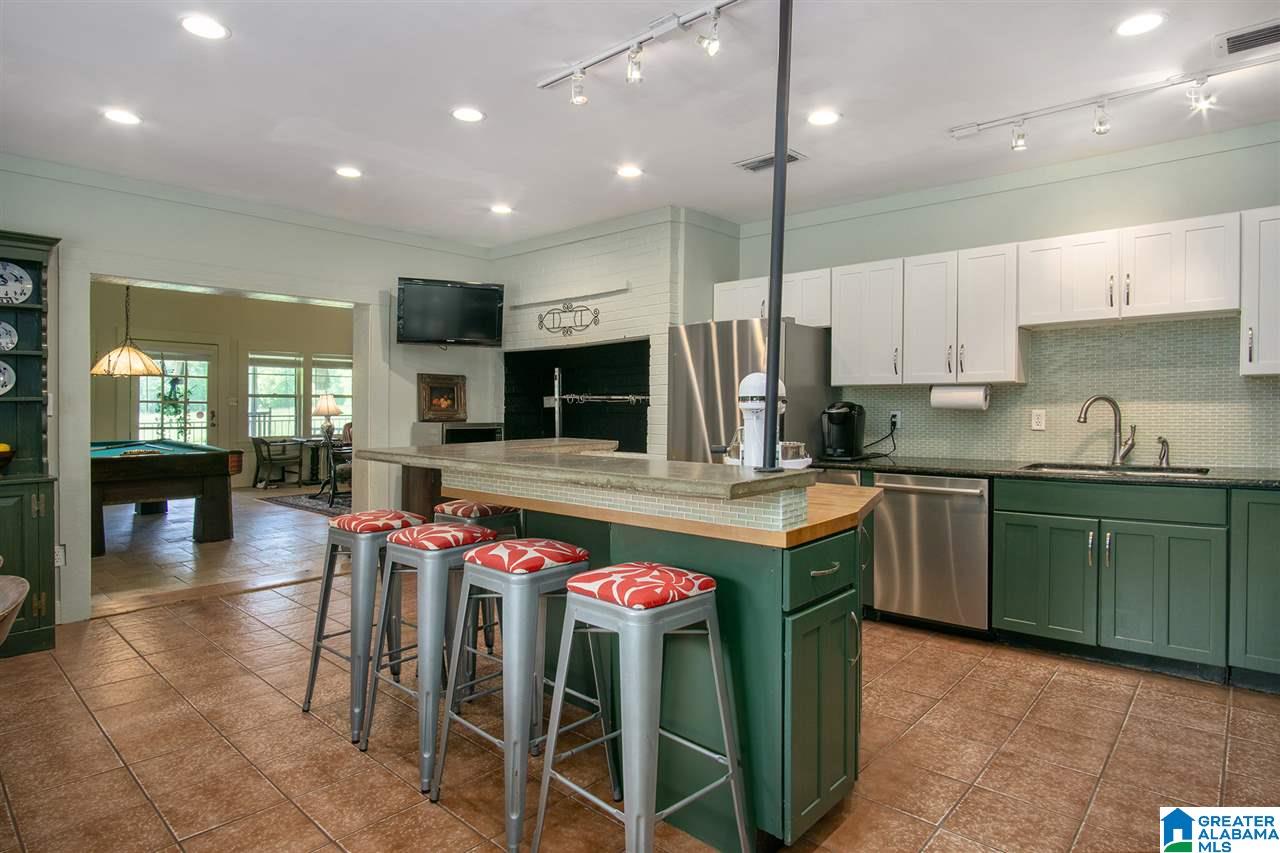 1720 Ponderosa Road Hayden, AL 35079 - Photo 12 of 45