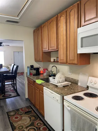 $1,400 | 7355 Northwest 5th Place, Margate, FL 33063