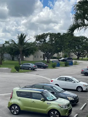 $1,400 | 7355 Northwest 5th Place, Margate, FL 33063