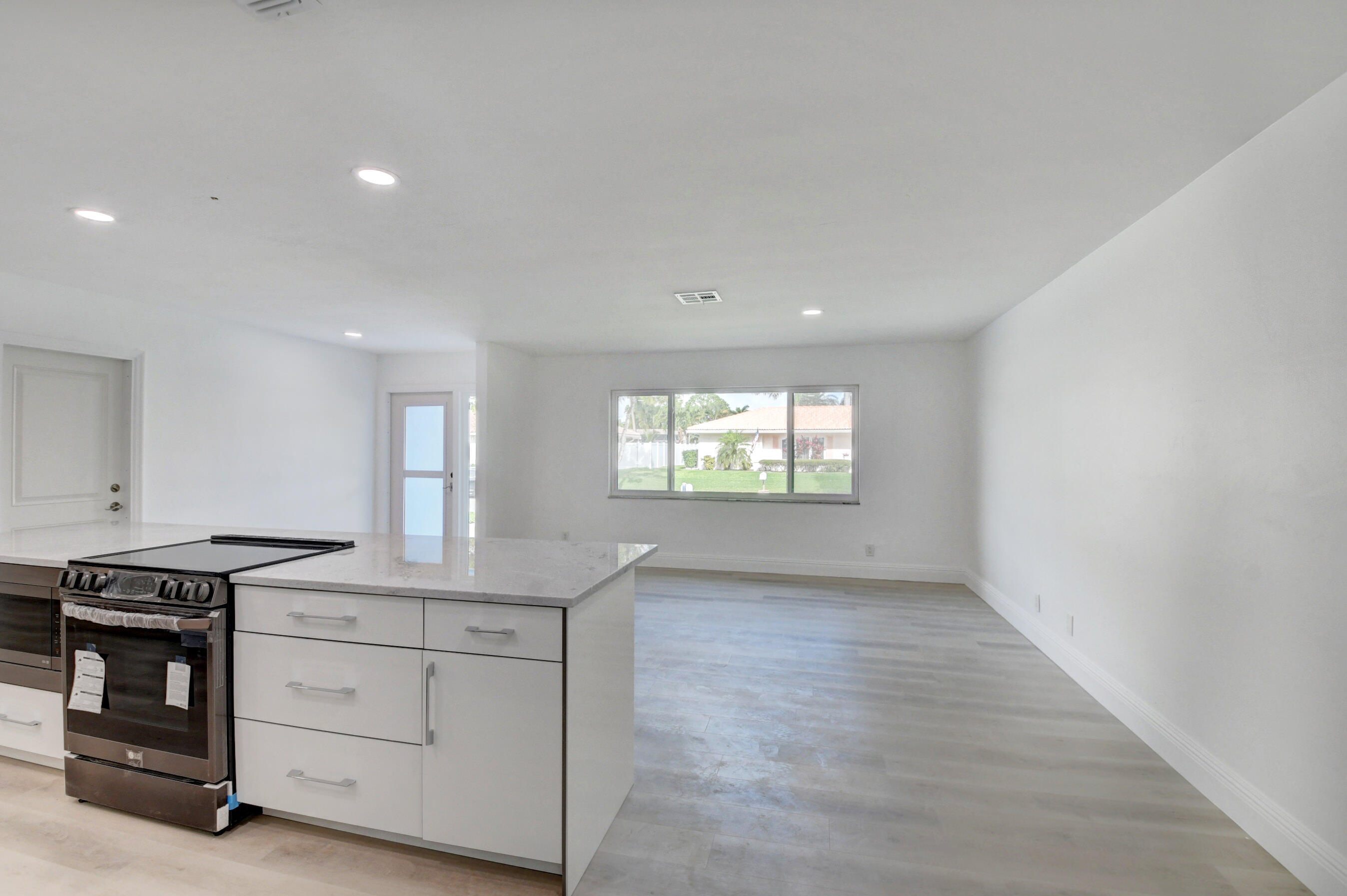 972 Northwest 9th Street Boca Raton, FL 33486 - Photo 11 of 51 DSC_9998And4more