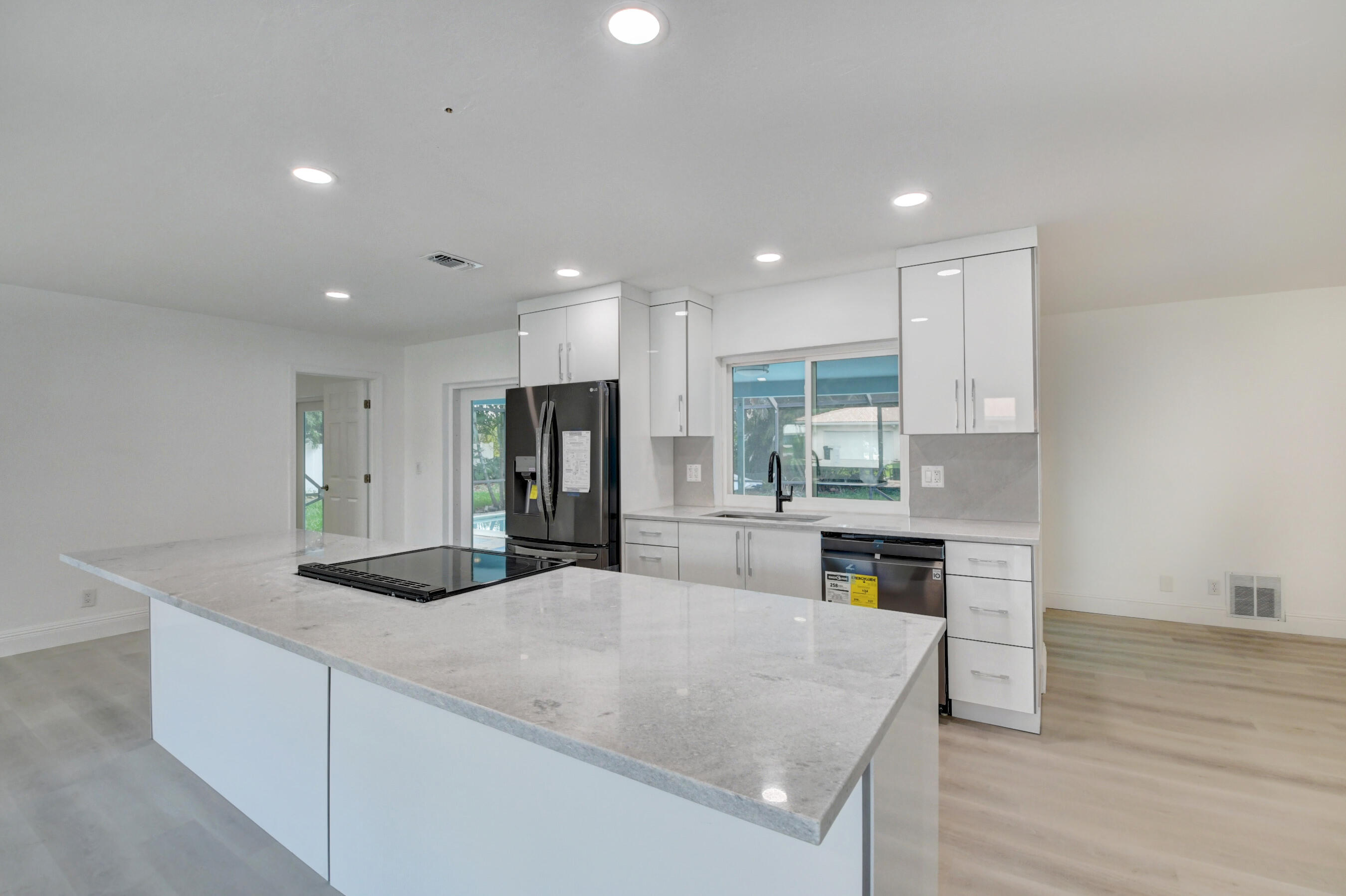 972 Northwest 9th Street Boca Raton, FL 33486 - Photo 6 of 51 DSC_9968_69_70_71_72