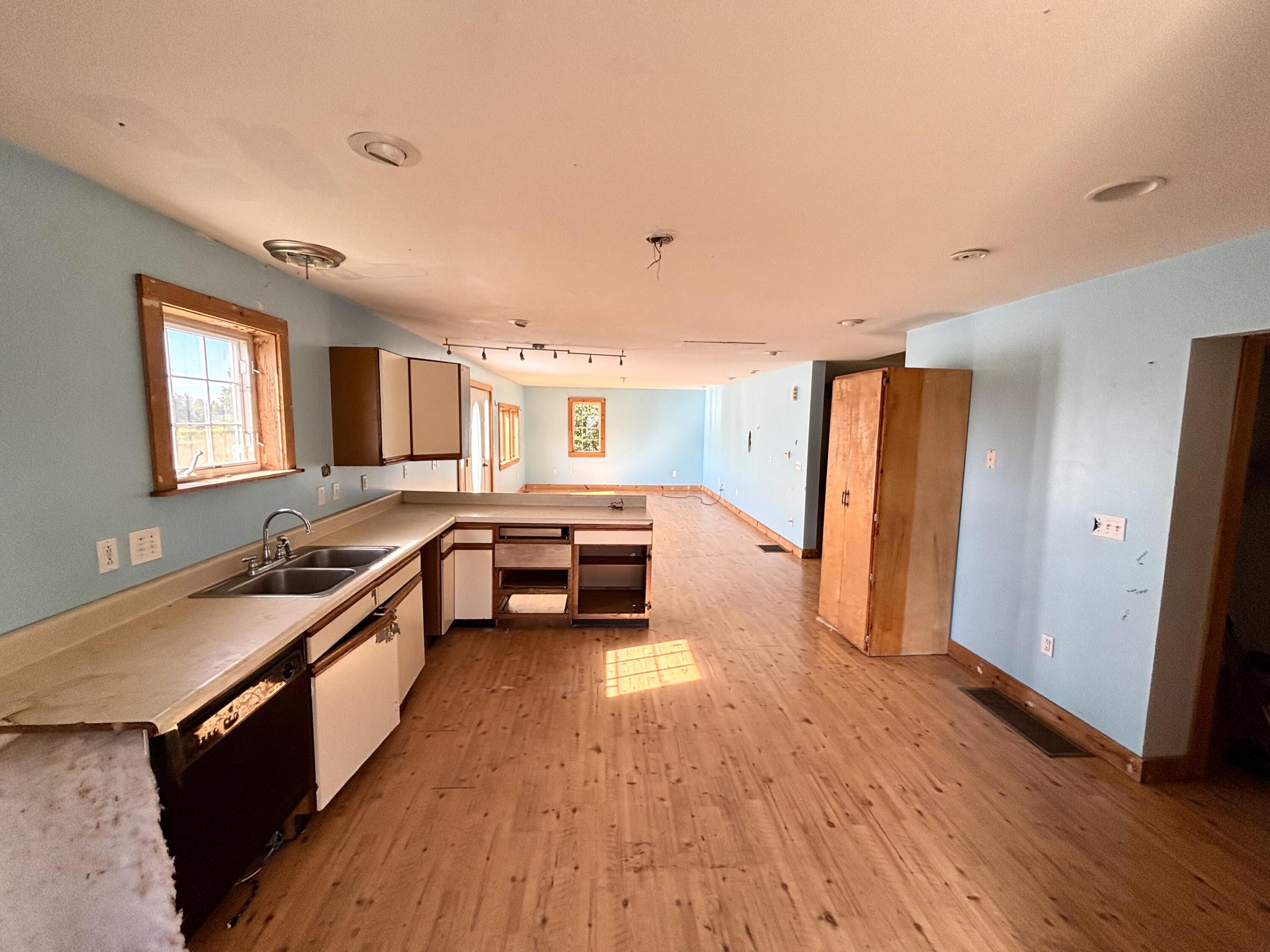 430 Gallison Road Sherman, ME 04776 - Photo 7 of 32 IMG_3881