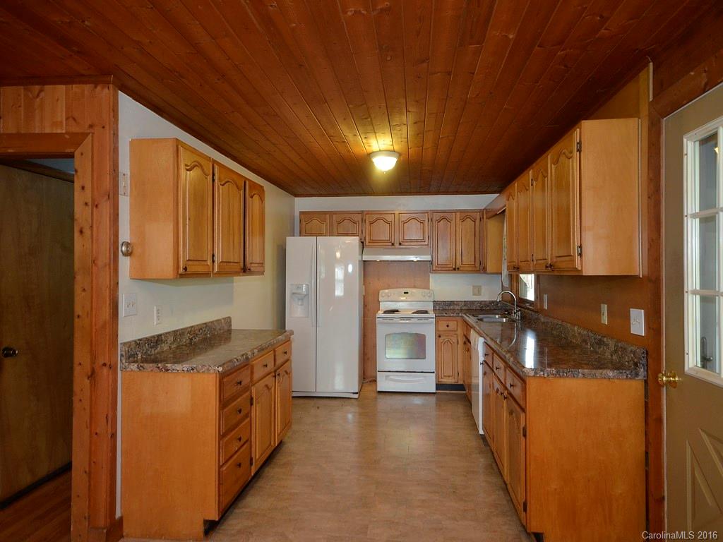 591 Reeves Cove Road Candler, NC 28715 - Photo 2 of 24 Gallery Image 2