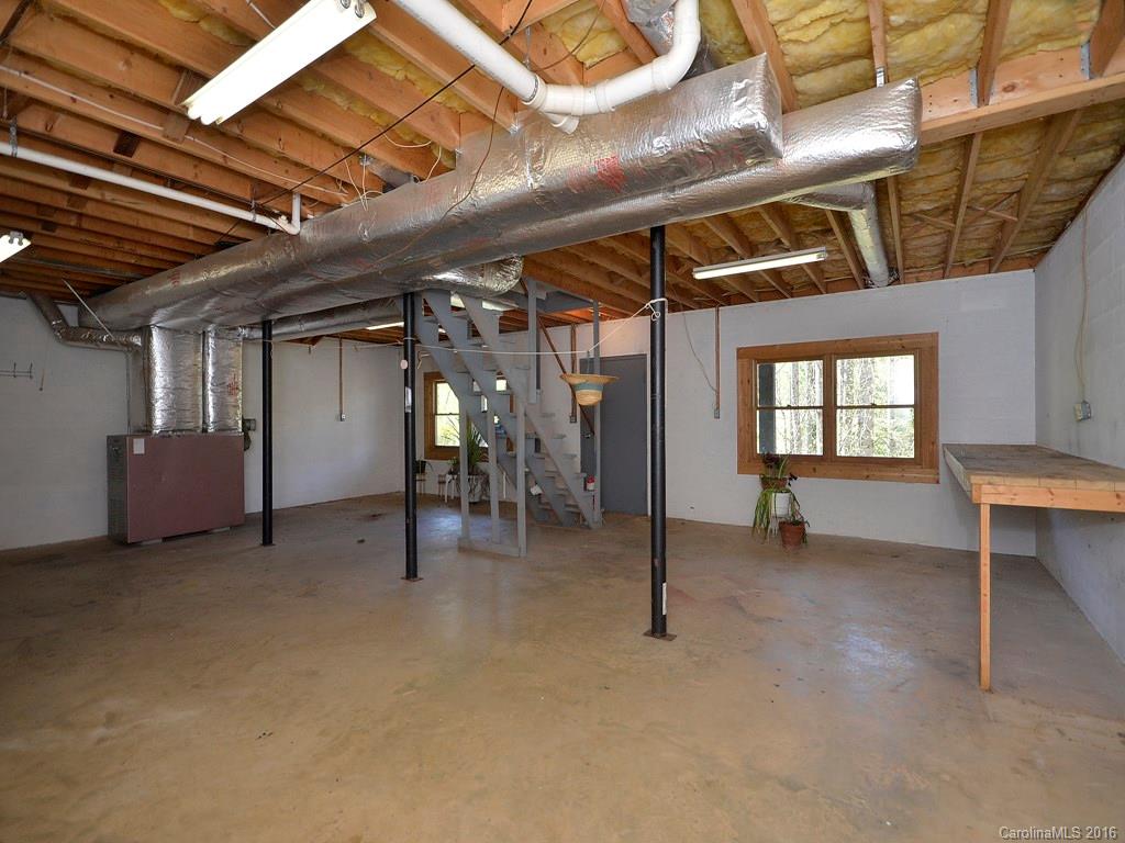 591 Reeves Cove Road Candler, NC 28715 - Photo 11 of 24 Gallery Image 11