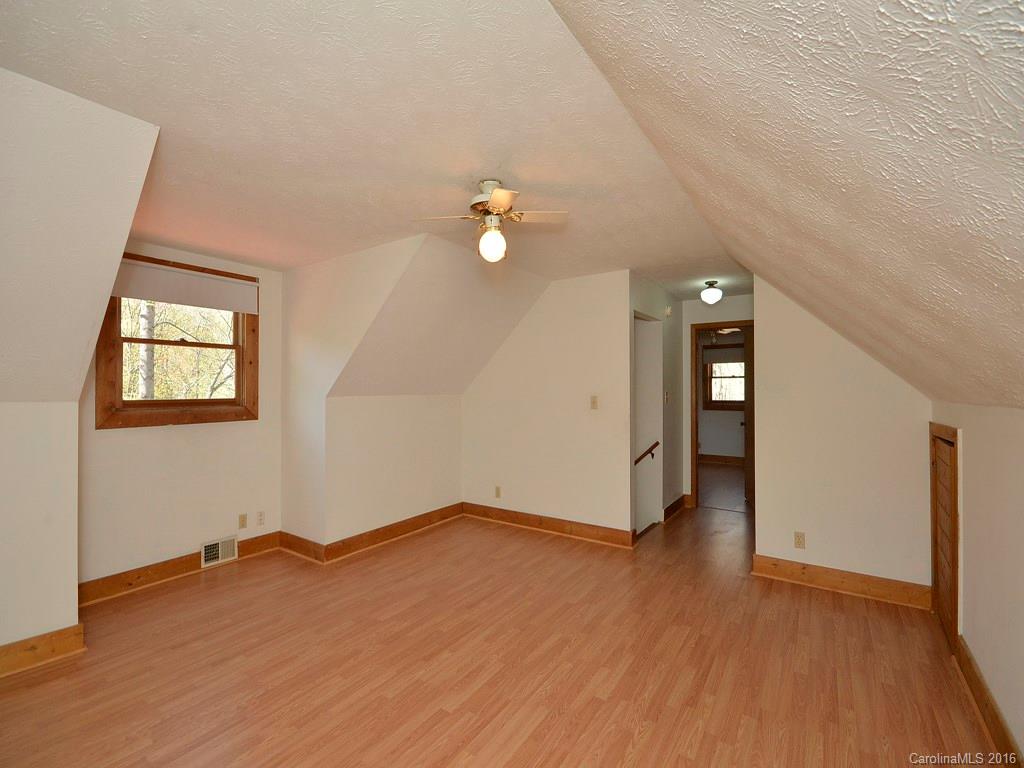 591 Reeves Cove Road Candler, NC 28715 - Photo 10 of 24 Gallery Image 10