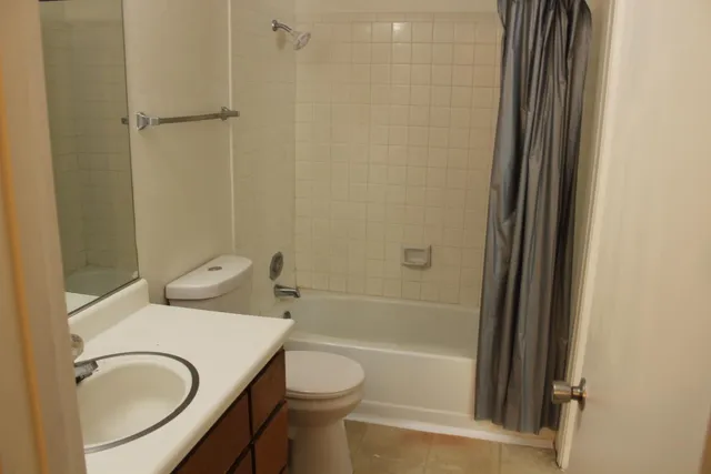 $220,000 | 8260 Center Parkway, Unit 92, Sacramento, CA 95823