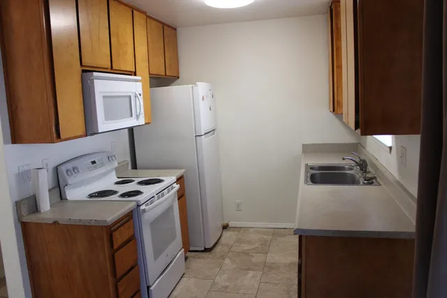 $220,000 | 8260 Center Parkway, Unit 92, Sacramento, CA 95823