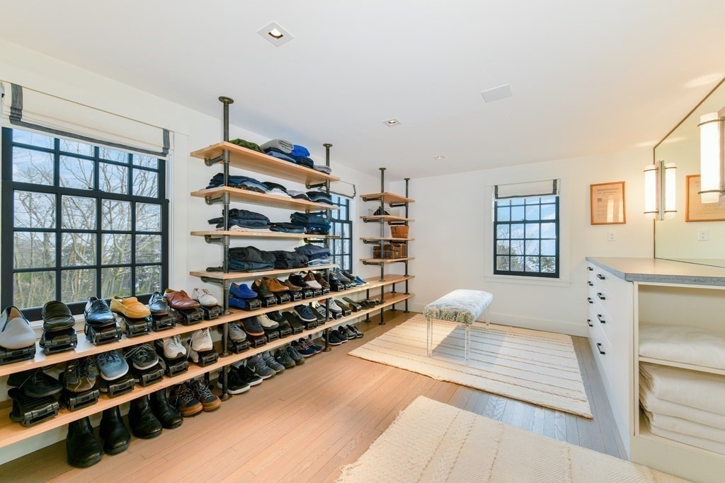 301 Summer Street Manchester, MA 01944 - Photo 17 of 29