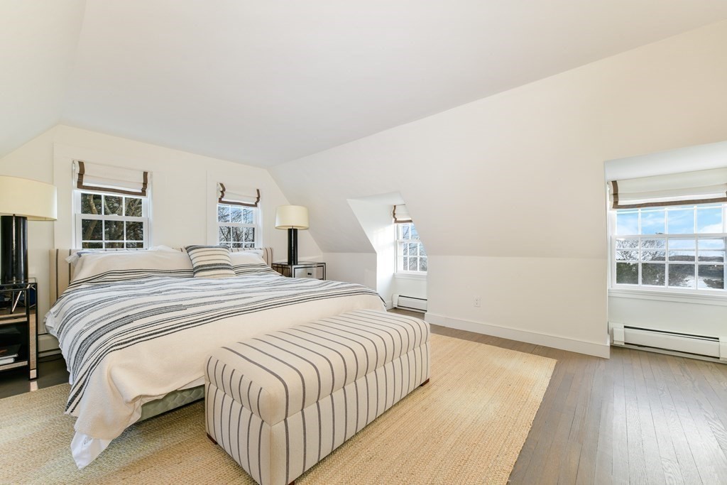 301 Summer Street Manchester, MA 01944 - Photo 20 of 29