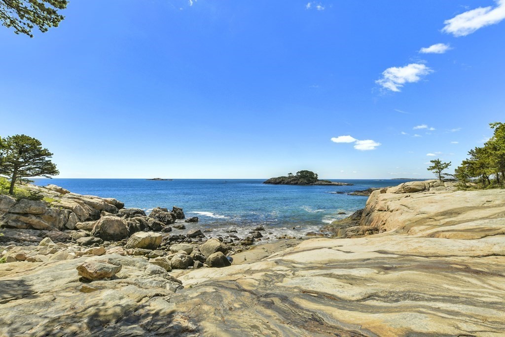 301 Summer Street Manchester, MA 01944 - Photo 26 of 29