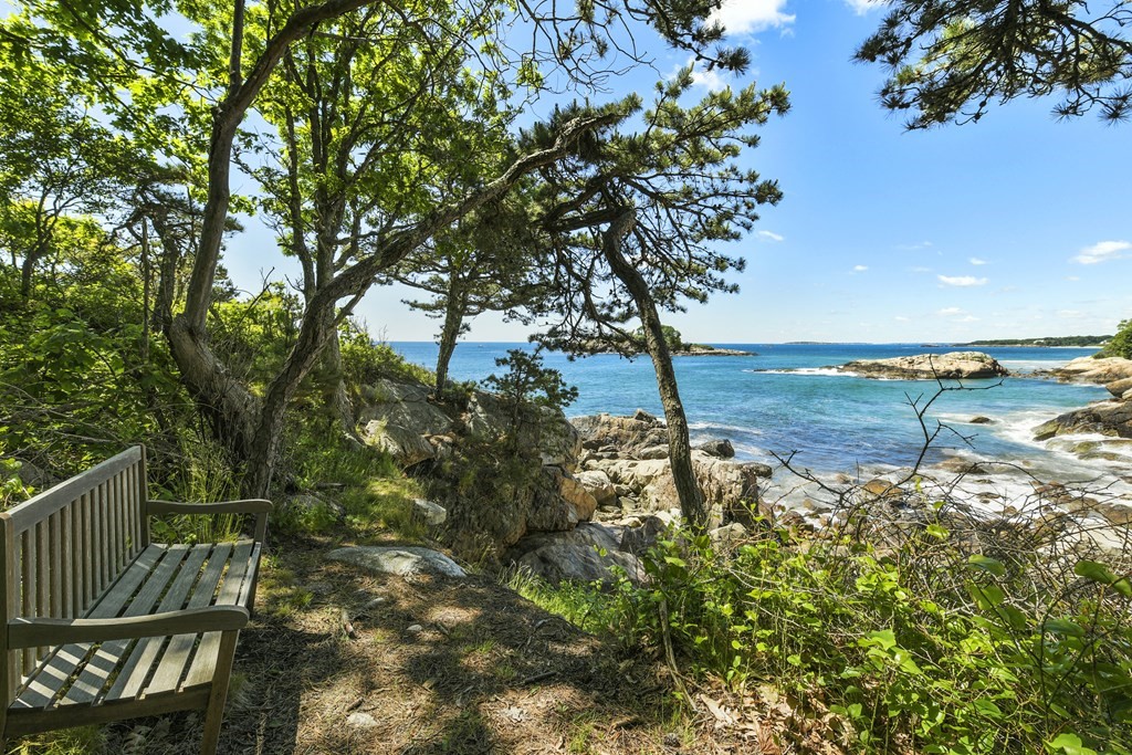 301 Summer Street Manchester, MA 01944 - Photo 28 of 29