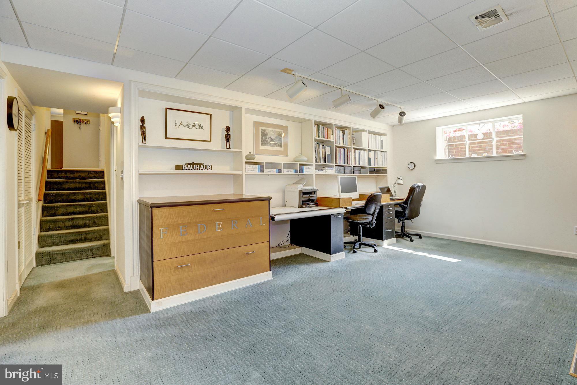 5701 Newington Road Bethesda, MD 20816 - Photo 23 of 30 Interior (General)