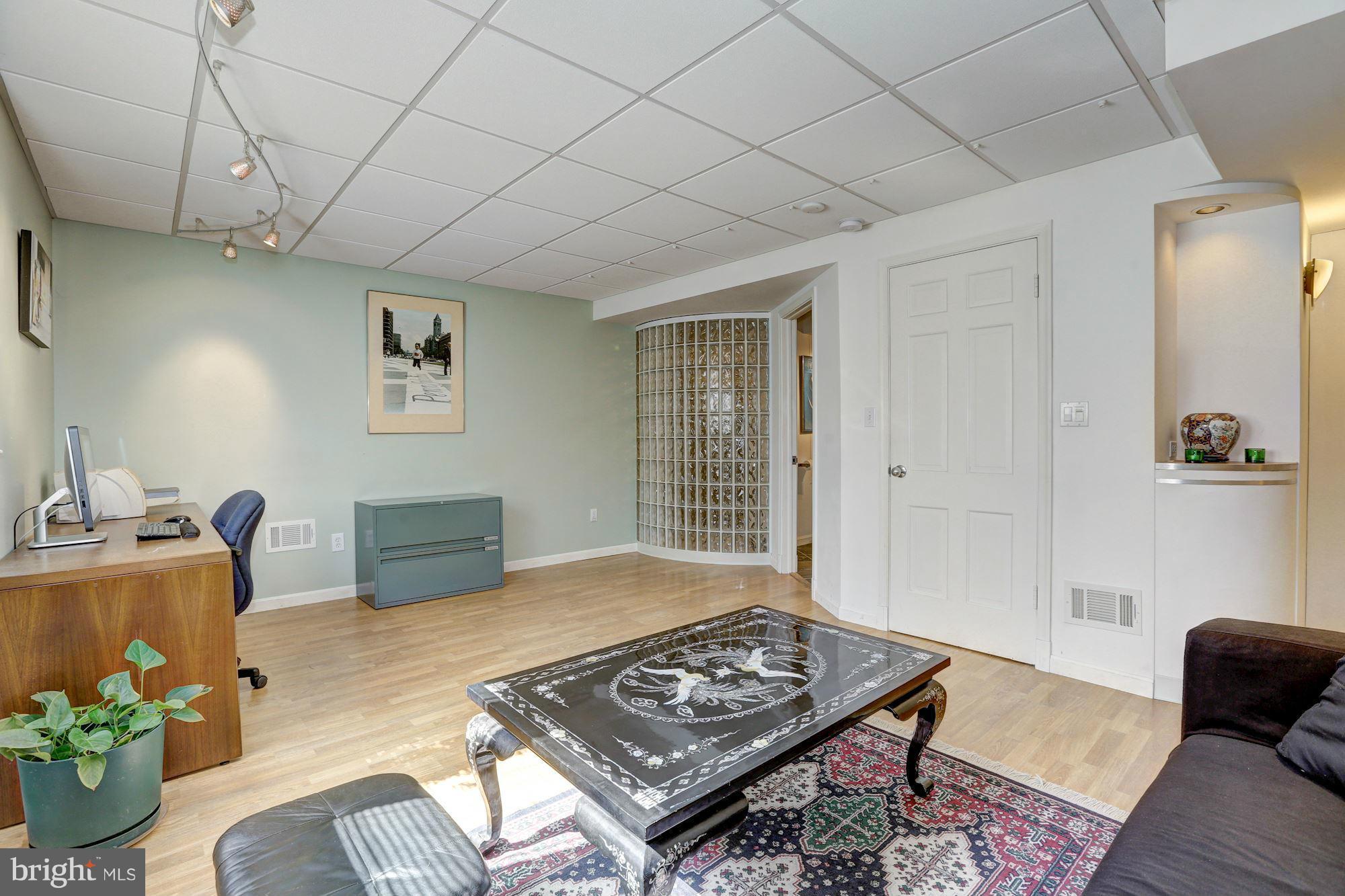 5701 Newington Road Bethesda, MD 20816 - Photo 25 of 30 Interior (General)