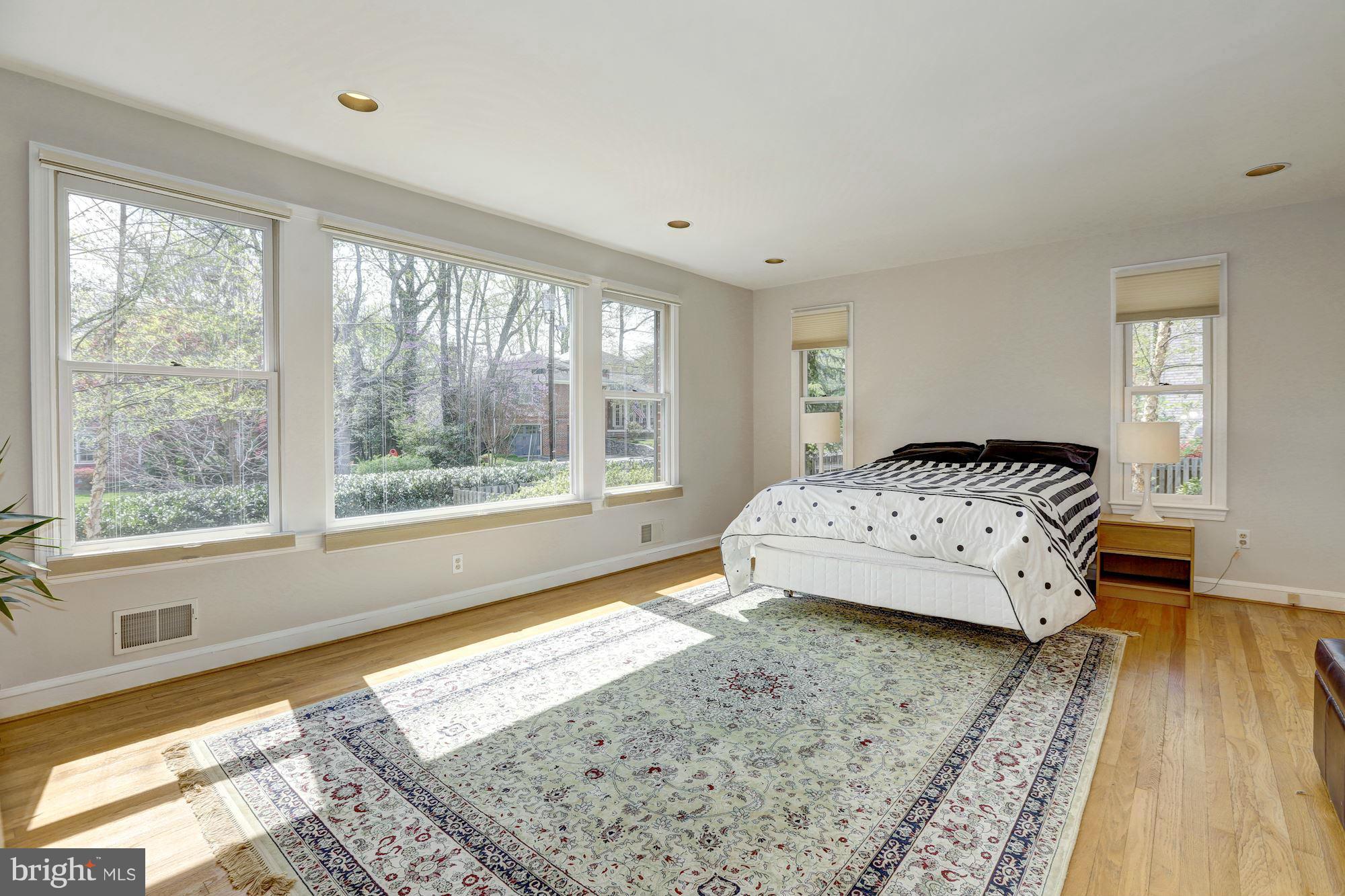 5701 Newington Road Bethesda, MD 20816 - Photo 9 of 30 Bedroom