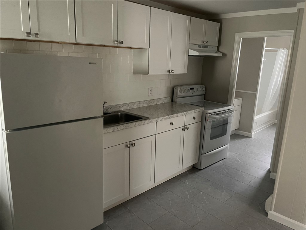 1 Carson Street Pawtucket, RI 02860 - Photo 4 of 20