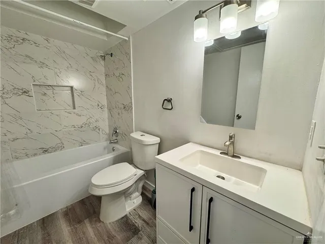 $900 | 1721 Highland Park Avenue, Mission, TX 78572