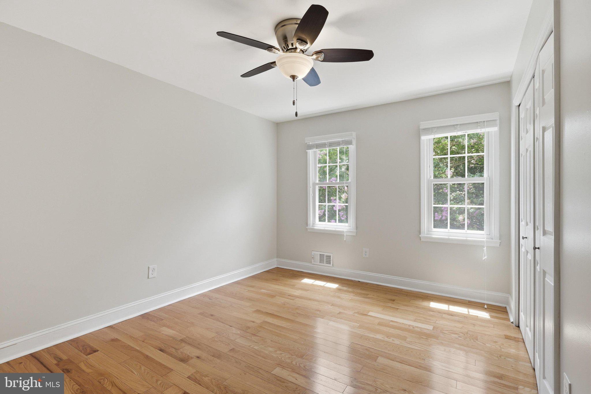 12348 Coleraine Court Reston, VA 20191 - Photo 30 of 56 Bedroom 3