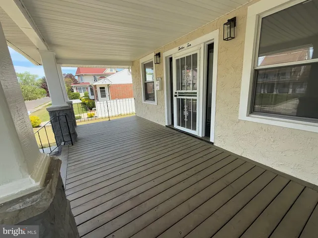 $550,000 | 1210 Eldridge Avenue, Oaklyn, NJ 08107